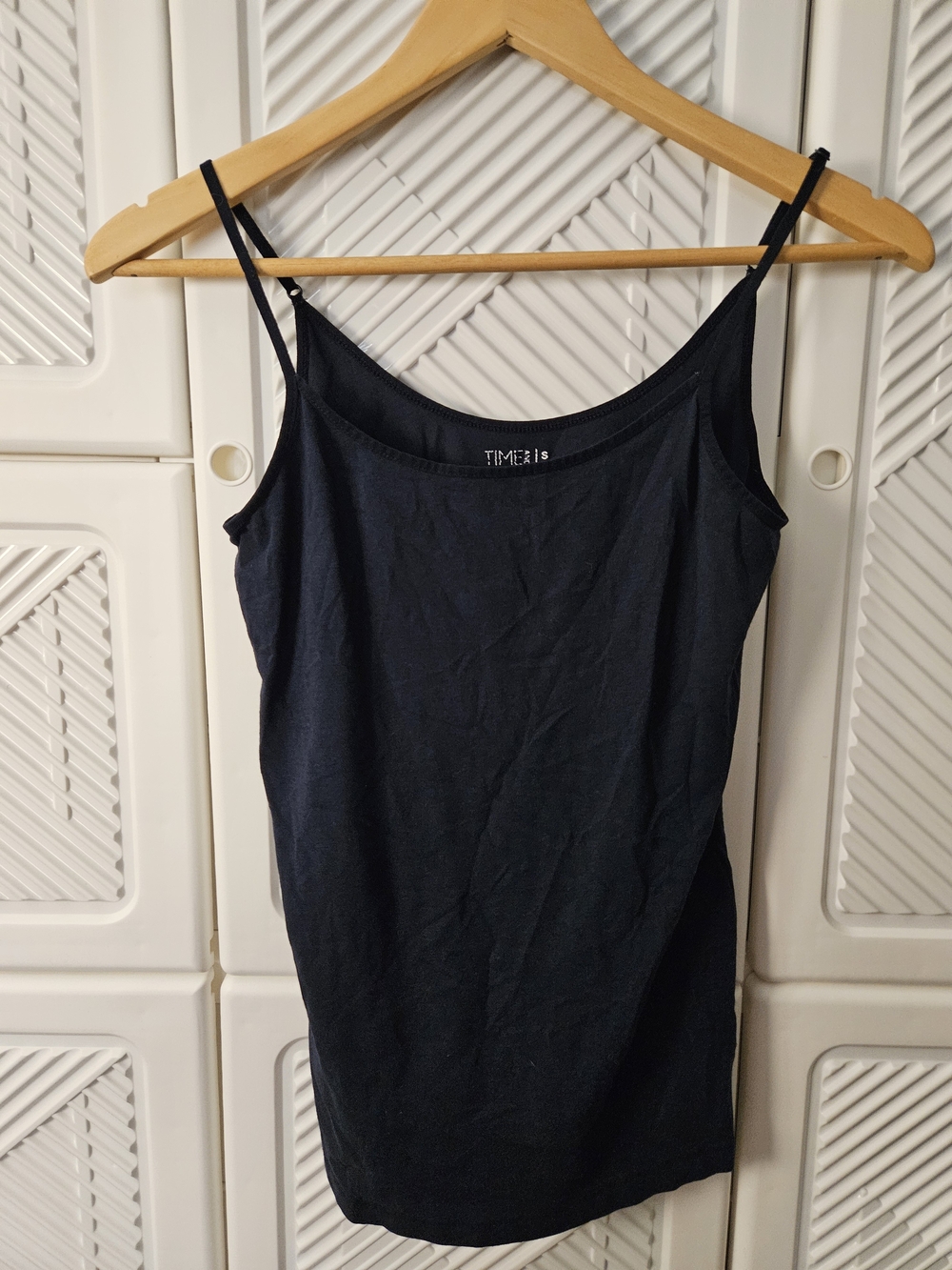 Time and Tru Black Slim Spaghetti Strap Camisole